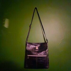Gorgeous RELIC Brand Black Croc Faux Leather Crossbody Bag